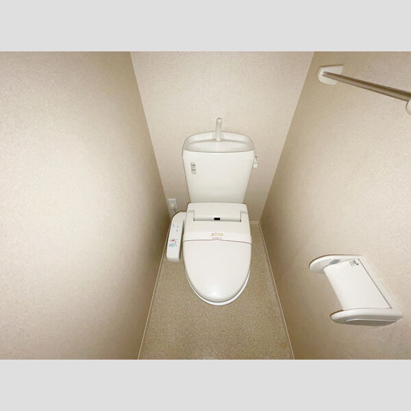 トイレ (温水洗浄暖房便座)