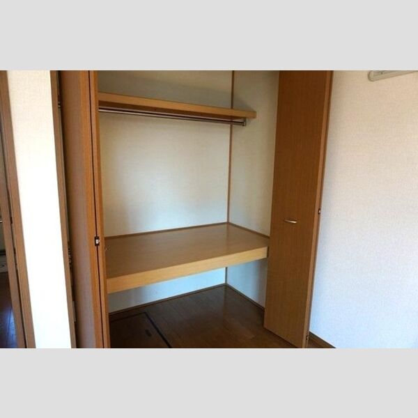 収納 (クローゼット)