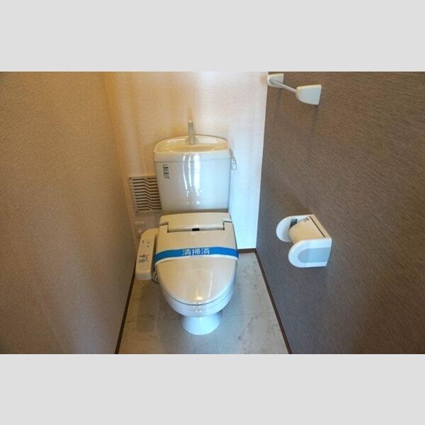 トイレ (温水洗浄暖房便座)