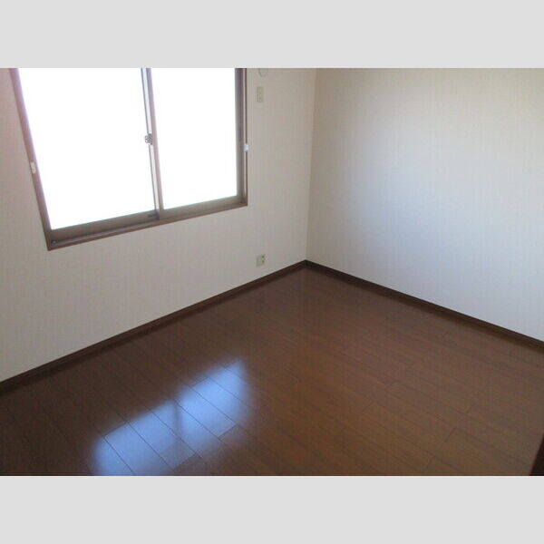 その他 (北側洋室)