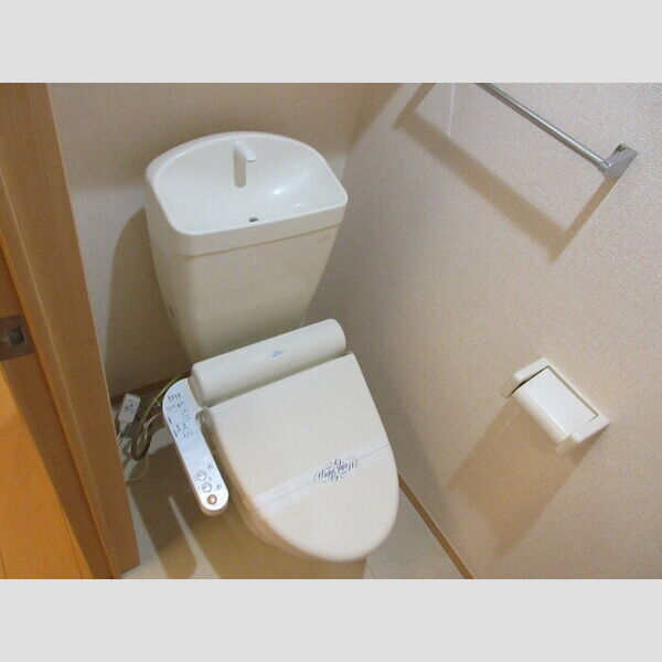 トイレ (温水洗浄暖房便座)