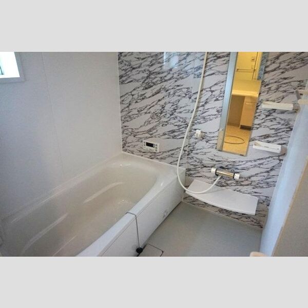 バス (浴室)