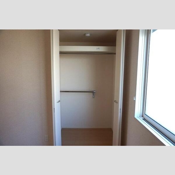 収納 (クローゼット)