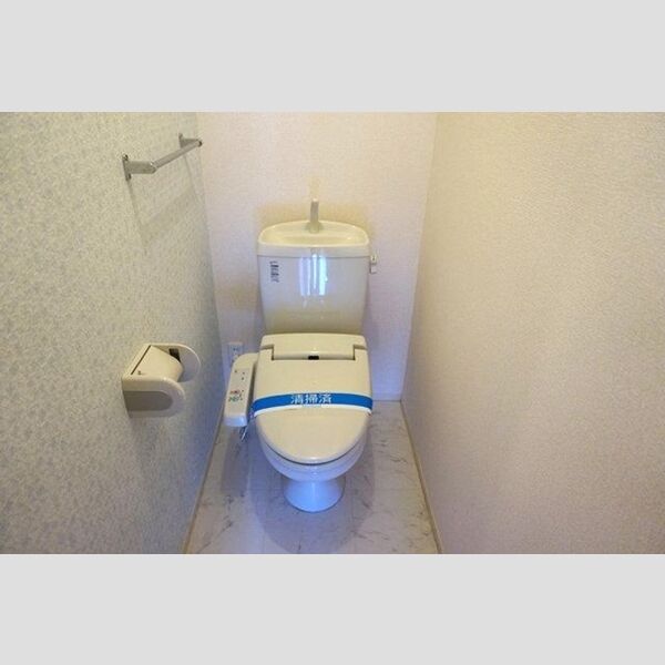 トイレ (温水洗浄暖房便座)