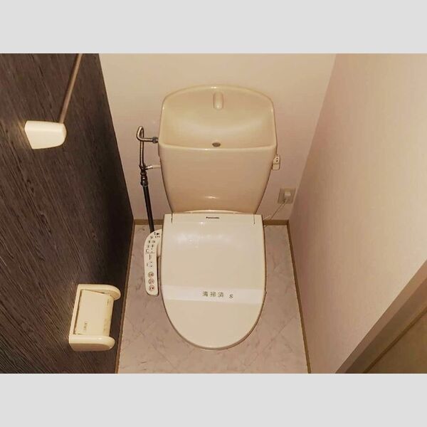 トイレ (温水洗浄暖房便座)