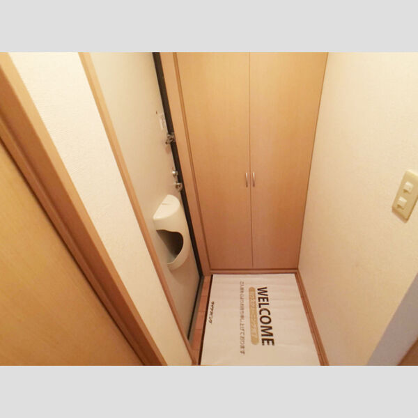 玄関 (玄関)