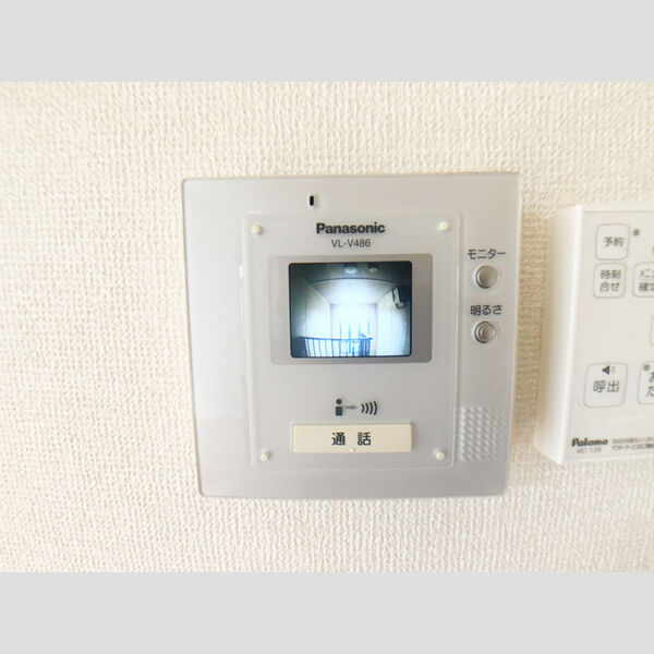 その他設備 (TVインターホン)