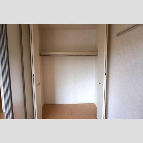 収納 (クローゼット)