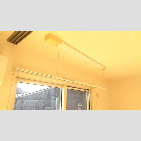 その他 (室内物干し)