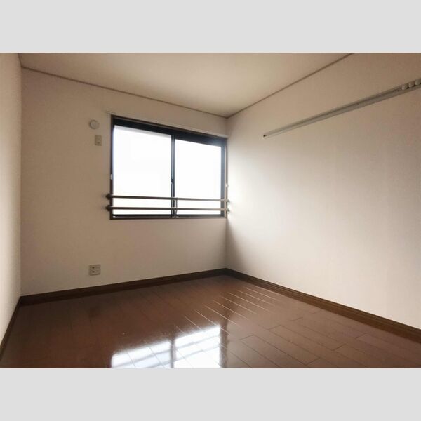 その他 (北側洋室)