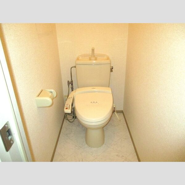 トイレ (温水洗浄暖房便座)