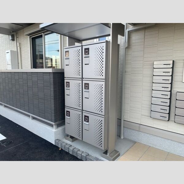 その他 (宅配BOX)