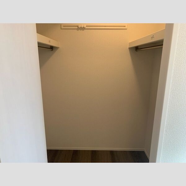 収納 (ウォークインクローゼット)