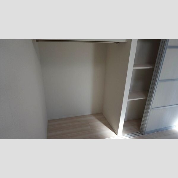 収納 (クローゼット)