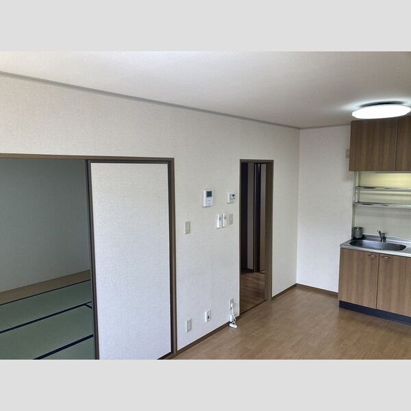 居室・リビング (DK)