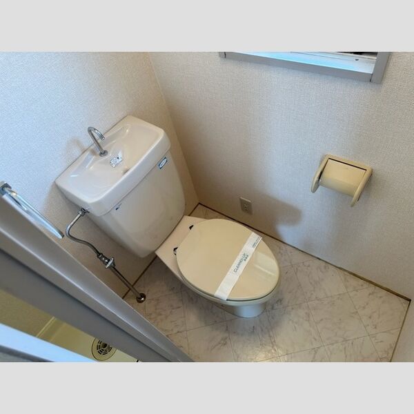 トイレ (温水洗浄暖房便座)