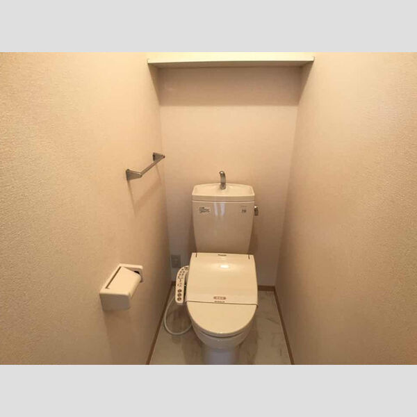 トイレ (温水洗浄暖房便座)