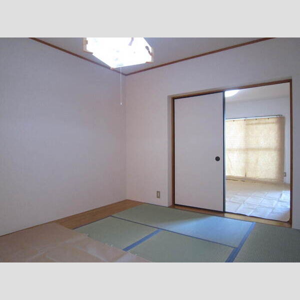 その他 (北側和室)