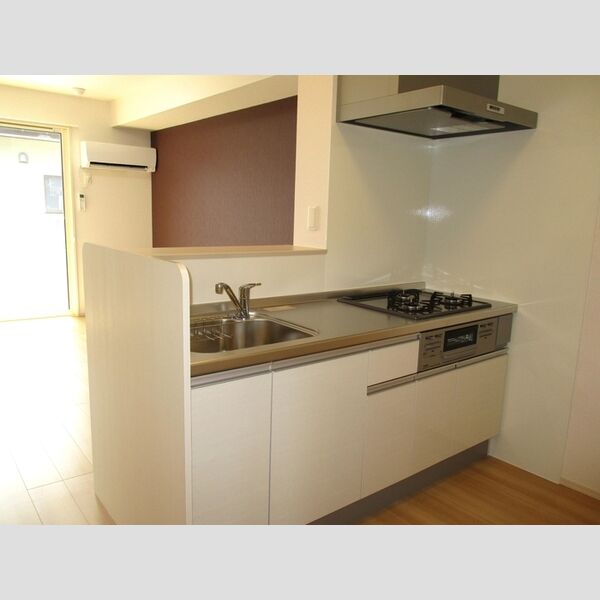 キッチン (システムキッチン<3口>)