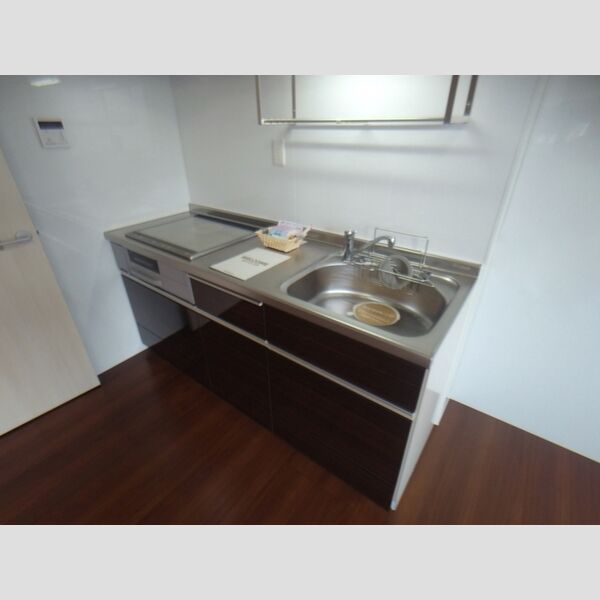 キッチン (IH対応システムキッチン)