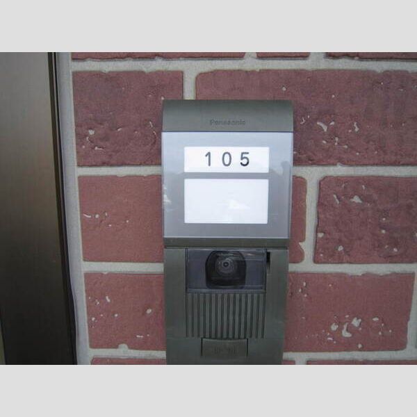 玄関 (TVインターホン)