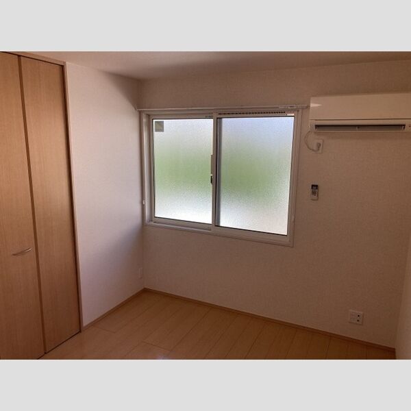 その他 (北東洋室)