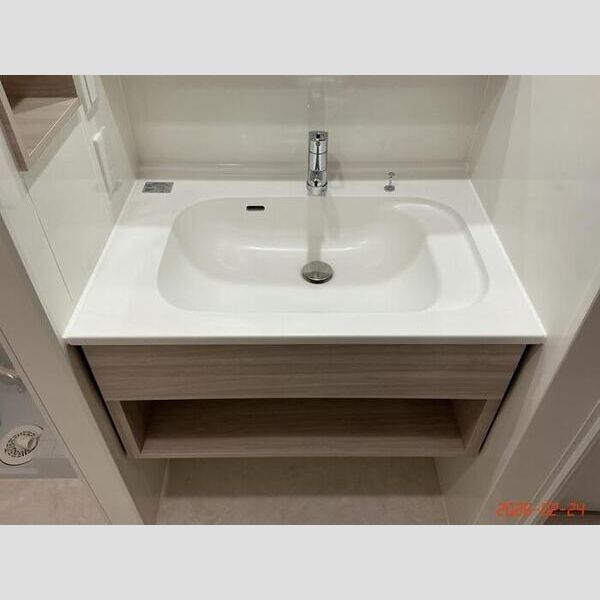 洗面所 (洗髪洗面化粧台)