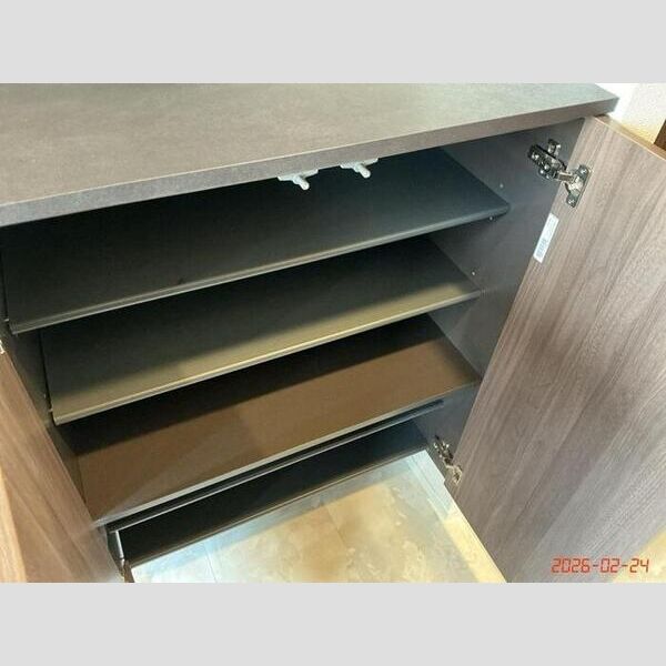 その他 (シューズボックスカウンター吊り戸タイプ)