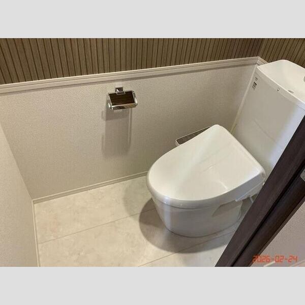 トイレ (温水洗浄暖房便座)