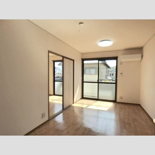 居室・リビング (DK)