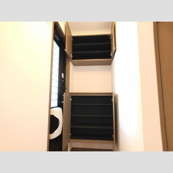 収納 (シューズBOX)