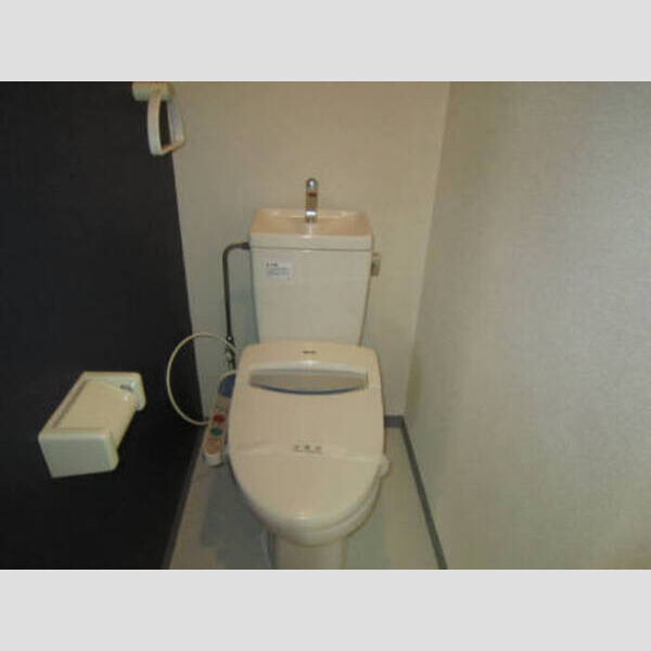 トイレ (温水洗浄暖房便座)