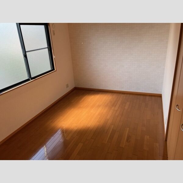 その他 (西側洋室)