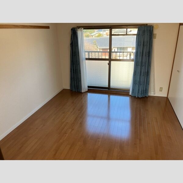 その他 (北側洋室)