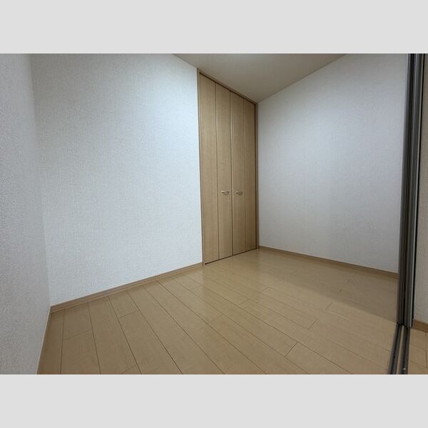 その他 (洋室)