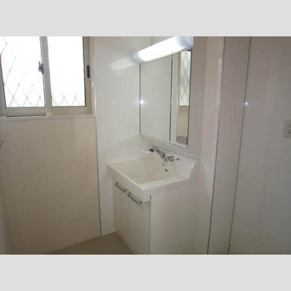 洗面所 (洗髪洗面化粧台)