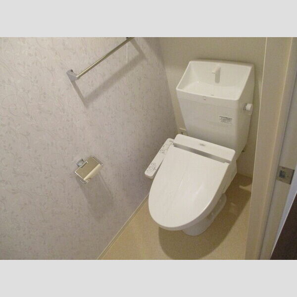 トイレ (温水洗浄暖房便座)