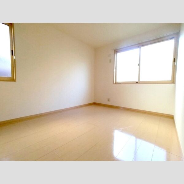 その他 (洋室)