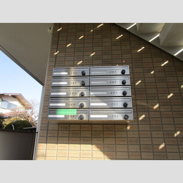 現地周辺 (郵便ポスト)