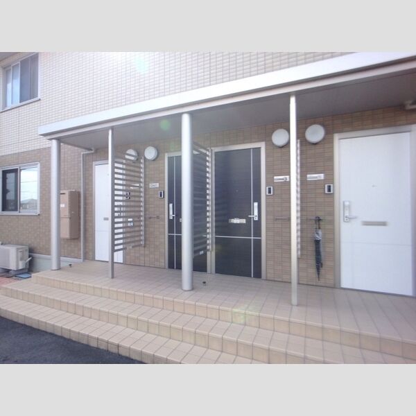 エントランス (エントランス)