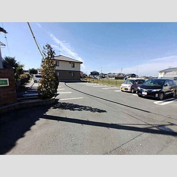 駐車場 (駐車場)