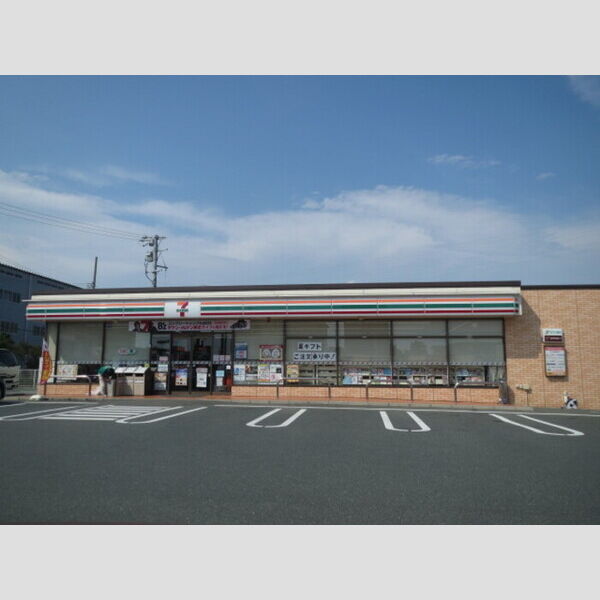 現地周辺 (セブンイレブン浜松高丘東店)