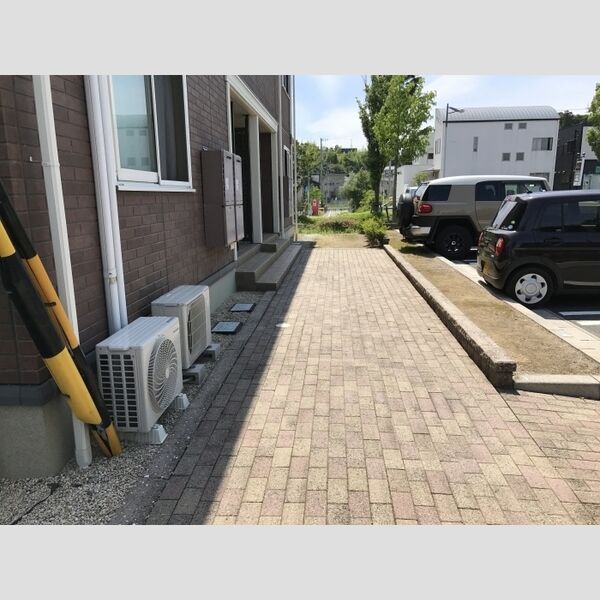 エントランス (エントランス)