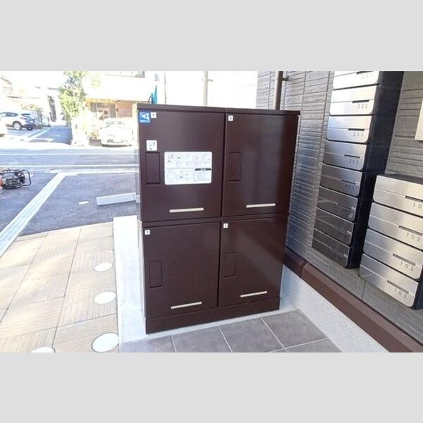 現地周辺 (宅配BOX)
