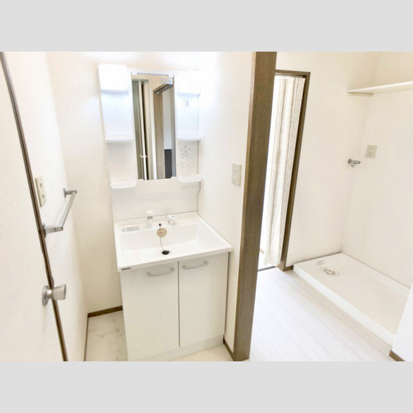 洗面所 (洗髪洗面化粧台)