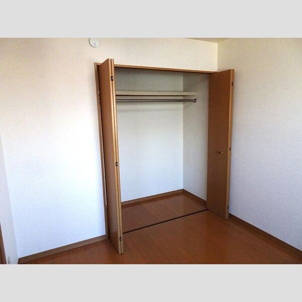 その他 (洋室)