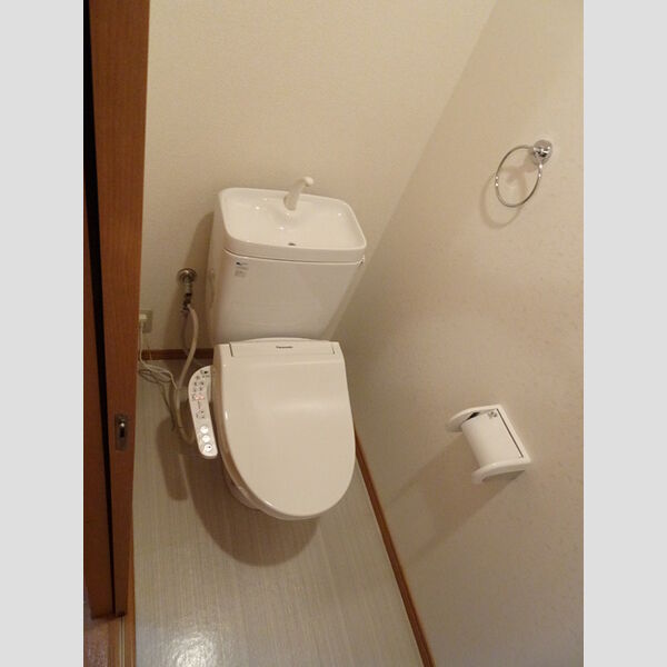 トイレ (温水洗浄暖房便座)