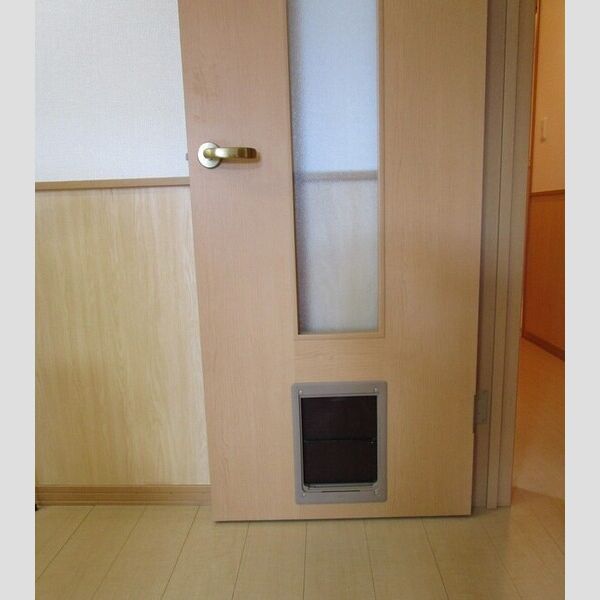 その他 (ペット用出入口小窓付きドア)