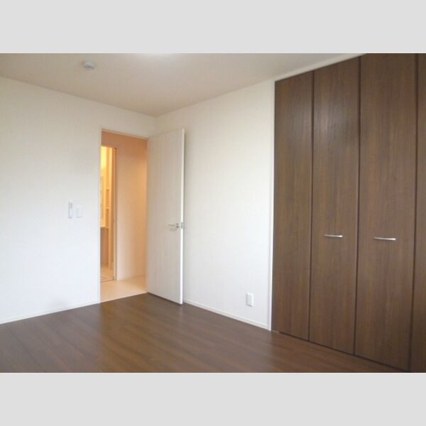 その他 (北側6帖洋室)