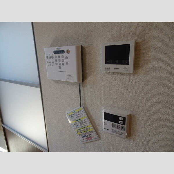 その他設備 (ホームセキュリティ、TVモニターホン、給湯器リモコン)